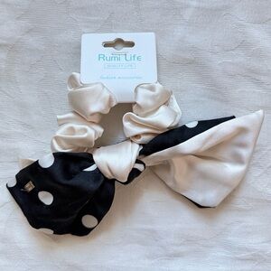*BRAND NEW* Rumi Life Quality Cream&Black Polka Dots Bow Tie Hair Silk Scrunchy